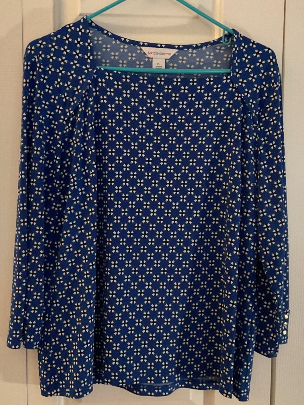 Liz Claiborne Top size Petite Large